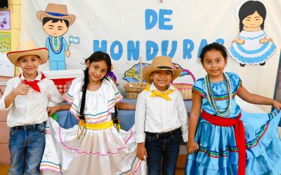 Sabores de Nuestra Tierra! Primer Grado Presenta Comida Típica Hondureña